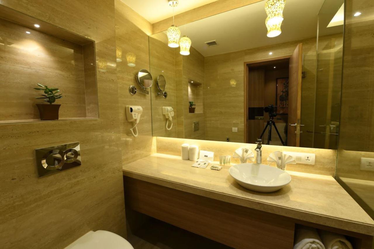 ชัวร์สเตย์ โฮเต็ล บาย เบสต์ เวสเทิร์น อมฤตสร Hotel อัมริตสา ภายนอก รูปภาพ