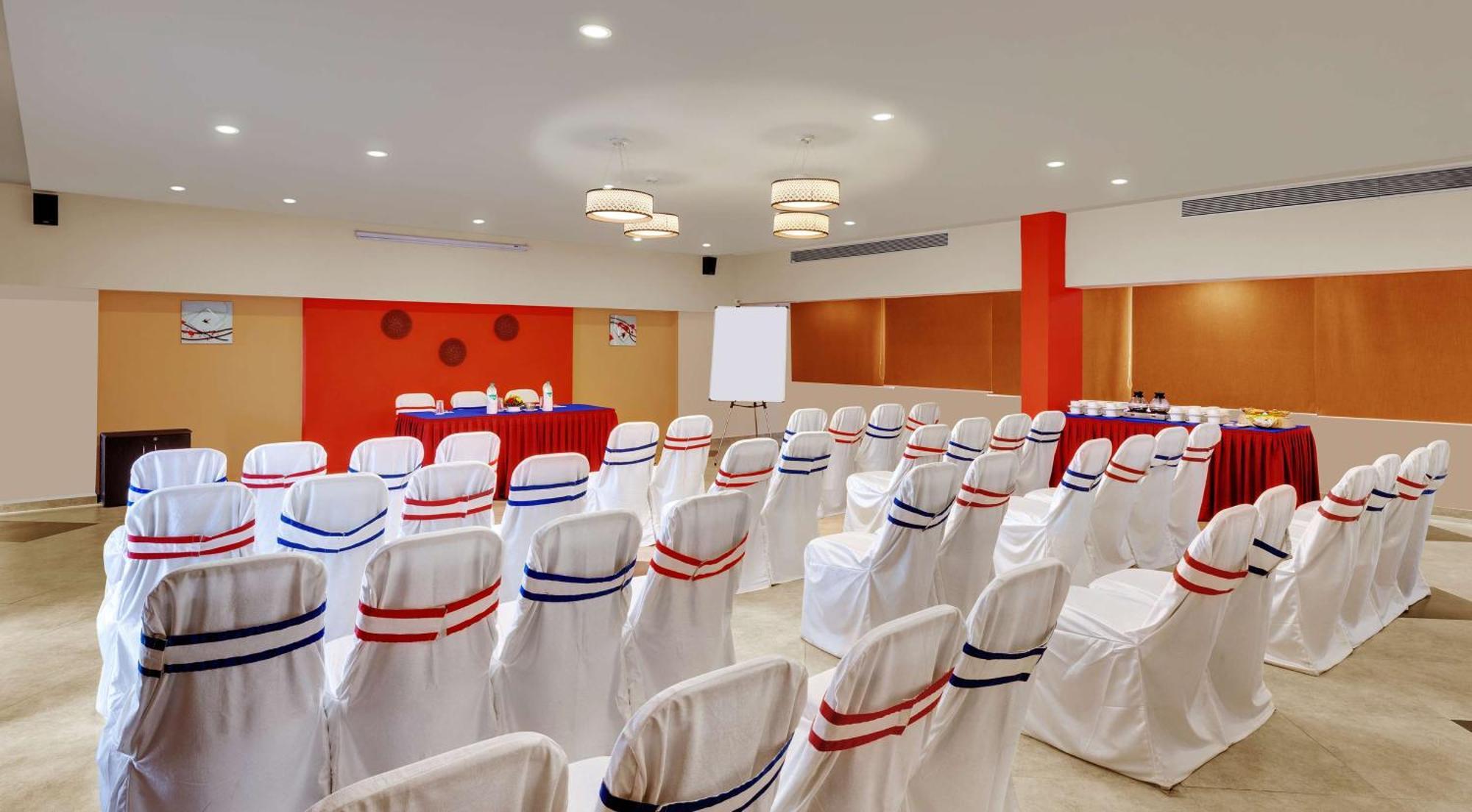 ชัวร์สเตย์ โฮเต็ล บาย เบสต์ เวสเทิร์น อมฤตสร Hotel อัมริตสา ภายนอก รูปภาพ