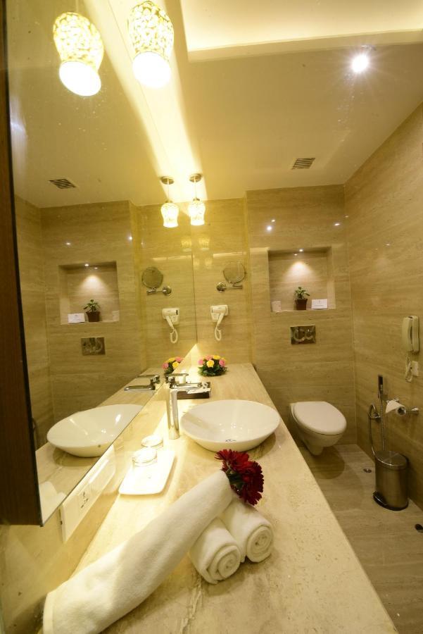 ชัวร์สเตย์ โฮเต็ล บาย เบสต์ เวสเทิร์น อมฤตสร Hotel อัมริตสา ภายนอก รูปภาพ