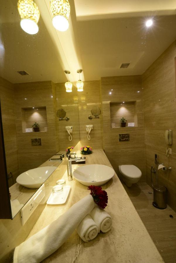 ชัวร์สเตย์ โฮเต็ล บาย เบสต์ เวสเทิร์น อมฤตสร Hotel อัมริตสา ภายนอก รูปภาพ