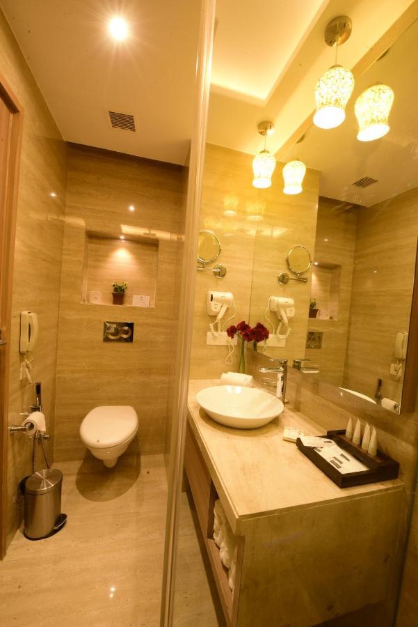ชัวร์สเตย์ โฮเต็ล บาย เบสต์ เวสเทิร์น อมฤตสร Hotel อัมริตสา ภายนอก รูปภาพ