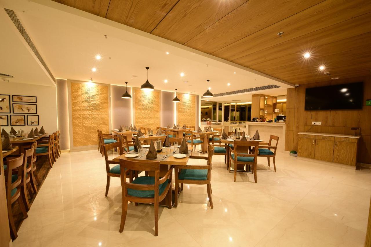 ชัวร์สเตย์ โฮเต็ล บาย เบสต์ เวสเทิร์น อมฤตสร Hotel อัมริตสา ภายนอก รูปภาพ