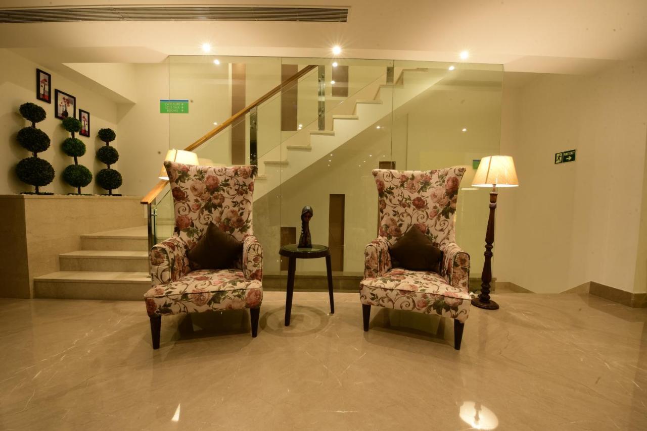 ชัวร์สเตย์ โฮเต็ล บาย เบสต์ เวสเทิร์น อมฤตสร Hotel อัมริตสา ภายนอก รูปภาพ