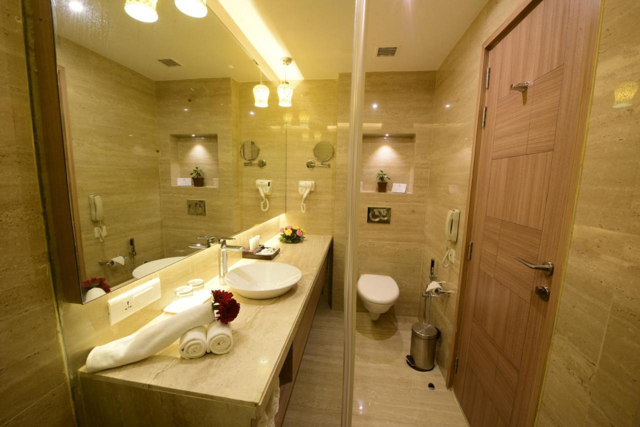 ชัวร์สเตย์ โฮเต็ล บาย เบสต์ เวสเทิร์น อมฤตสร Hotel อัมริตสา ภายนอก รูปภาพ